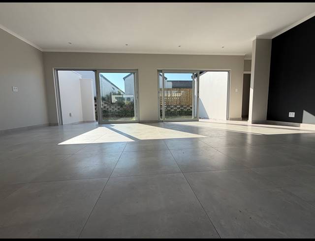 3 BEDROOM HOUSE FOR SALE IN LALELA ESTATE